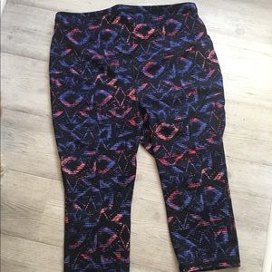 OLD NAVY XXL Maternity WORKOUT PANTS